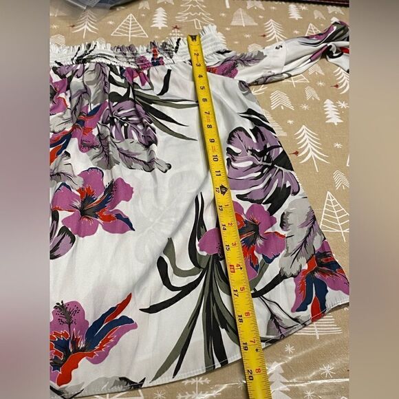 🌺3 for $30🌺Floral Jennifer Lopez 3/4 Sleeve Blouse, size XS. (S101) - Picture 5 of 7